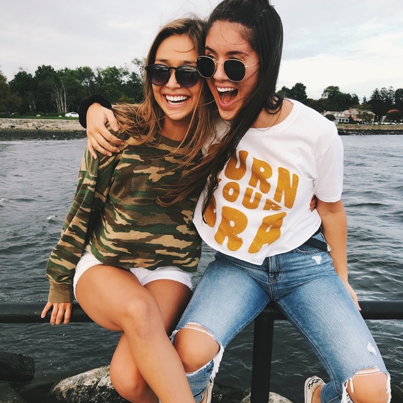 Meet your Posher, Shania - Picture 1 of 1